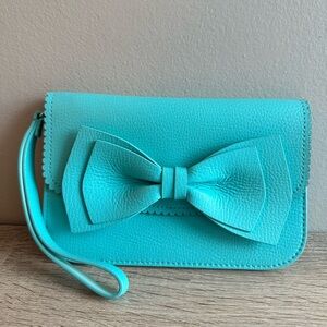Never used Kate spade bow wristlet